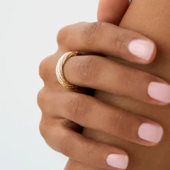 14k Gold Unique Twist Design Pave Diamond Ring