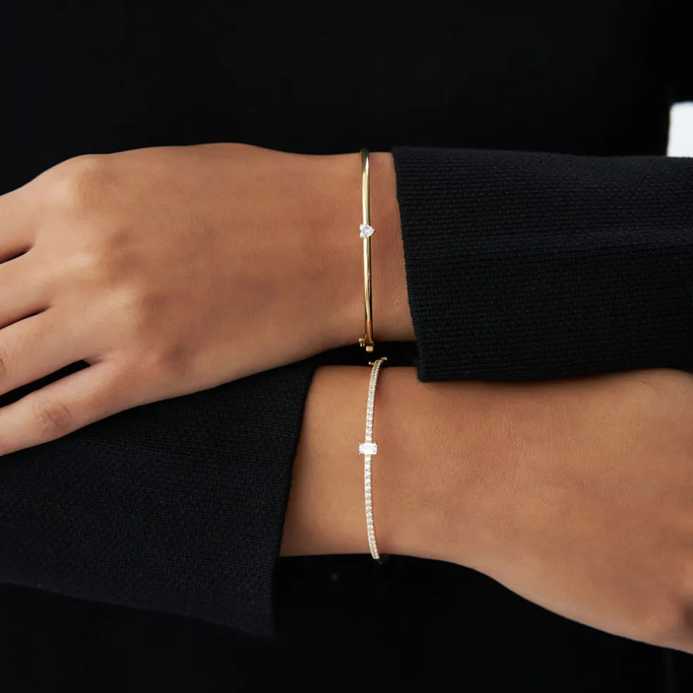 14K Heart Shape Diamond Solitaire Bangle
