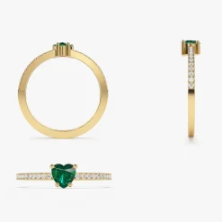 14k Heart-Shaped Emerald Ring