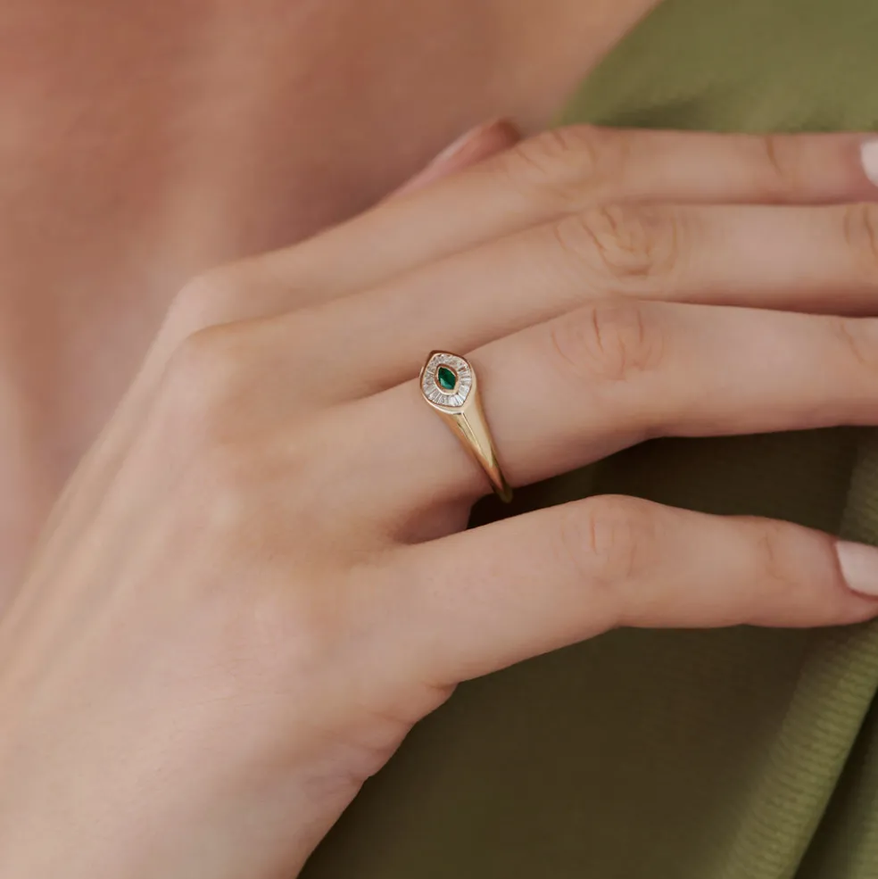 14k Marquise Shaped Emerald and Baguette Diamond Ring