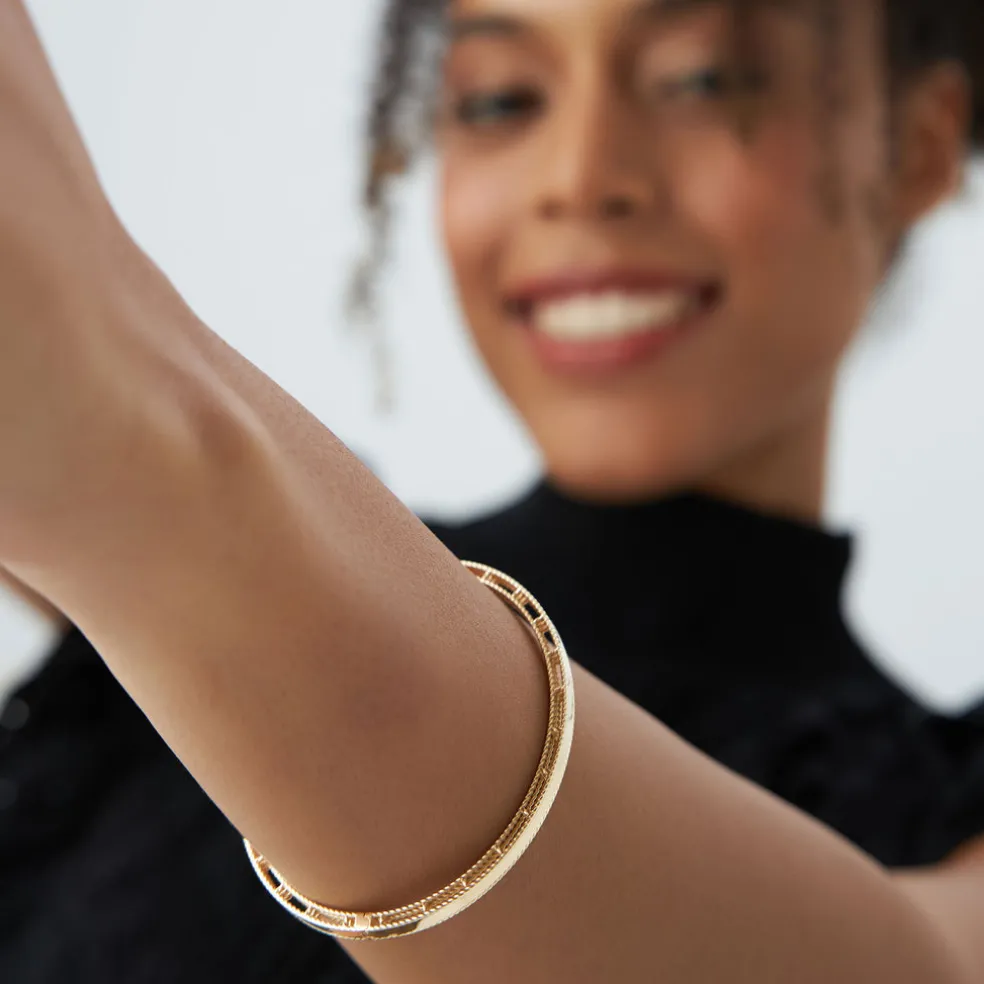 14K Milgrain Edge Gold Bangle Bracelet