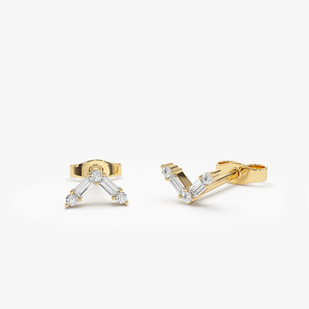 14k Minimal Baguette and Round Diamond Earrings