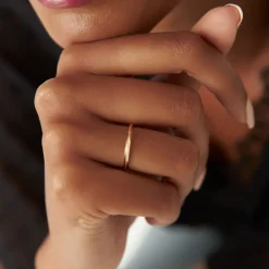 14K 2MM Knife Edge Wedding Band