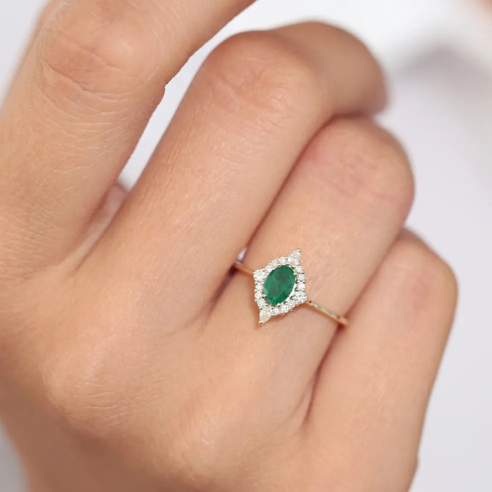 14k Oval Emerald and Diamond Bellarina Ring