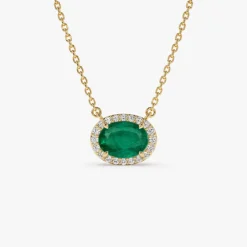 14k Oval Shape Emerald in Diamond Halo Setting