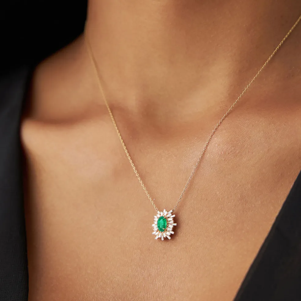 14k Oval Shape Emerald Necklace with Ballerina Baguettes