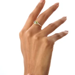 14K Oval Shape Prong Setting Peridot Ring