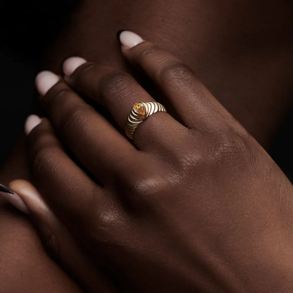 14k Pear Shape Citrine Beveled Ring