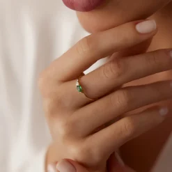 14k Pear Shape Emerald and Diamond Ring