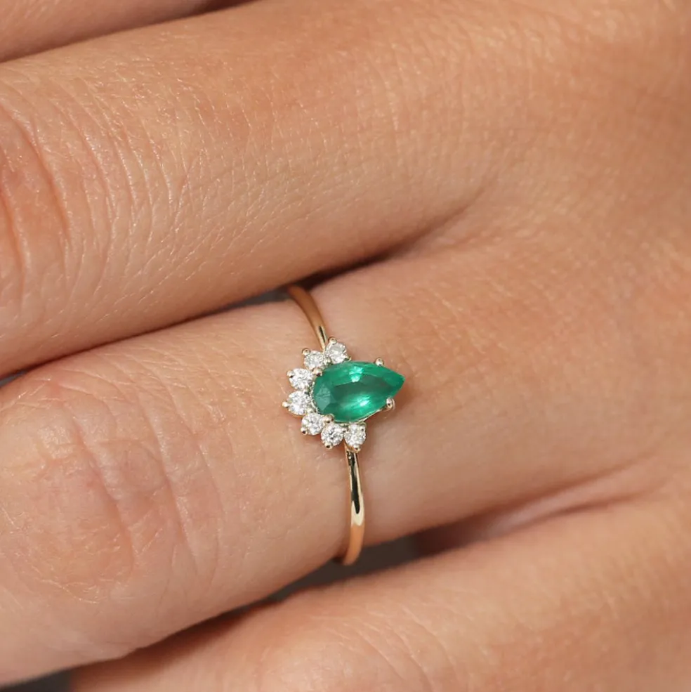 14k Pear Shape Emerald Engagement Ring