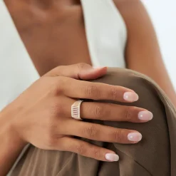 14k Ribbed Unique Design Diamond Signet Ring
