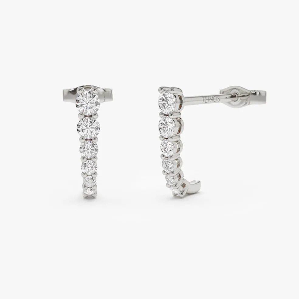 14k Round Diamond Prong Setting Graduating Stud Earrings