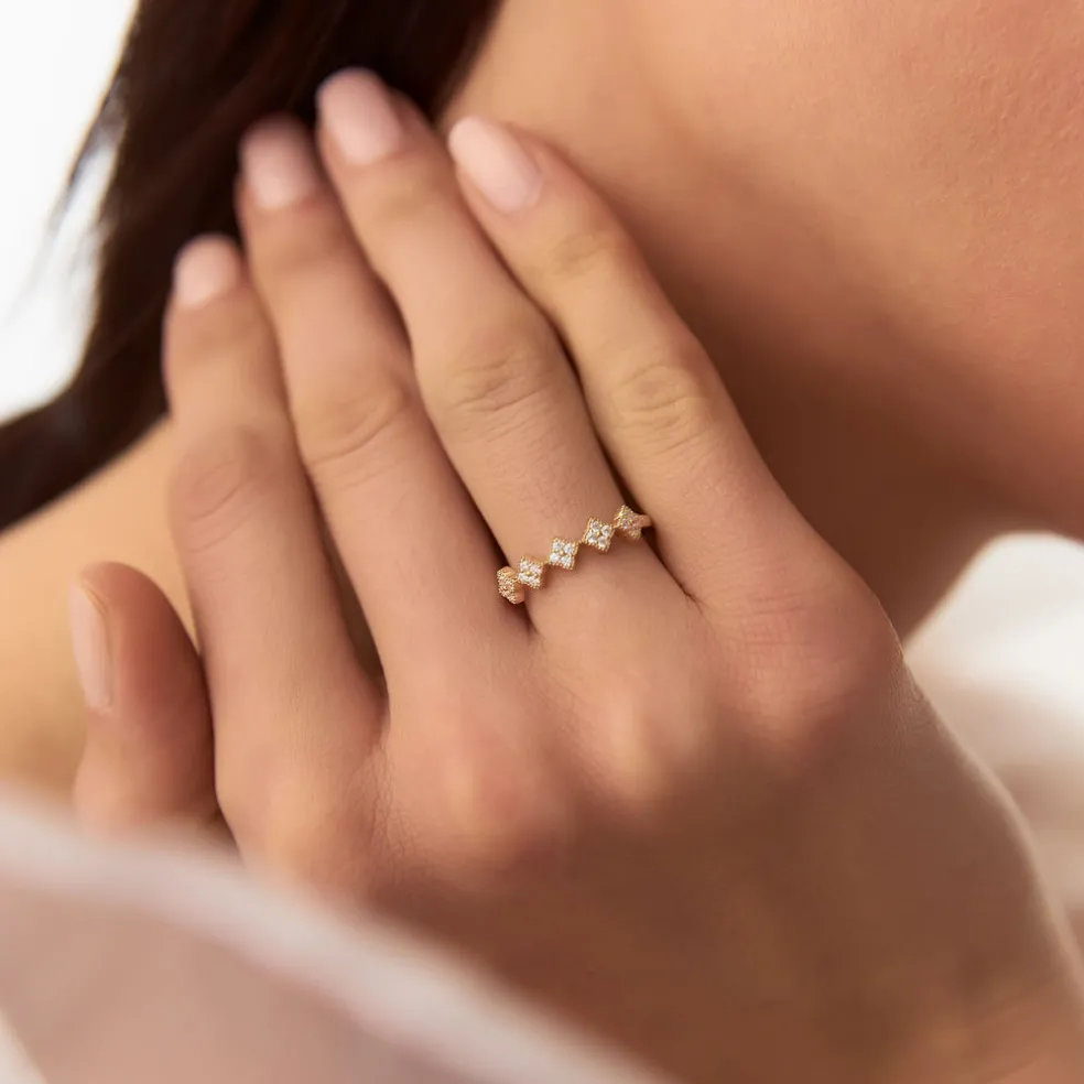 14k Round Diamond Stackable Clover Cluster Ring