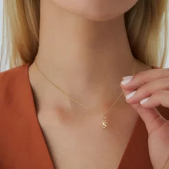 14k Single Diamond Clover Necklace