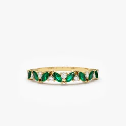 14k Slanted Emerald and Round Diamond Ring