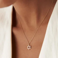 14k Star of David Round Diamond Necklace