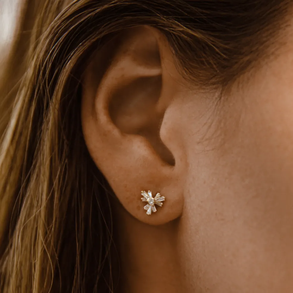 14k Triangle Shaped Tapered Baguette Diamond Stud