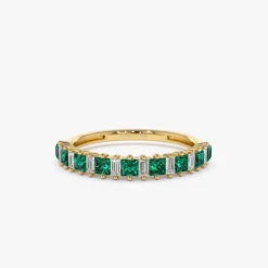 14k Unique Princess Cut Emerald and Baguette Diamond Ring