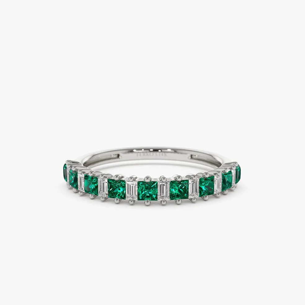 14k Unique Princess Cut Emerald and Baguette Diamond Ring