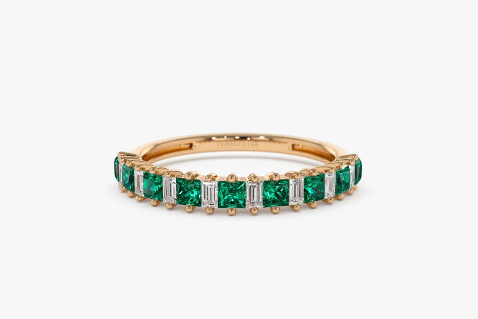 14k Unique Princess Cut Emerald and Baguette Diamond Ring