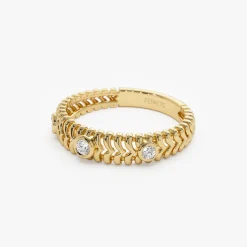 14k Unique Ribbed Three Stone Diamond Ring