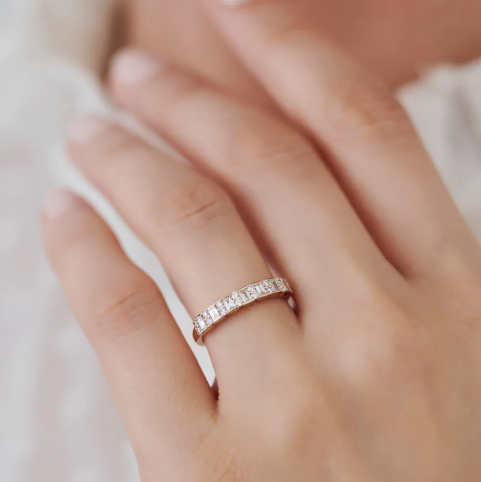 14k Vertical Baguette and Round Diamond Wedding Band