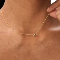 14Kt Gold Baguette Peridot Dainty Birthstone Necklace
