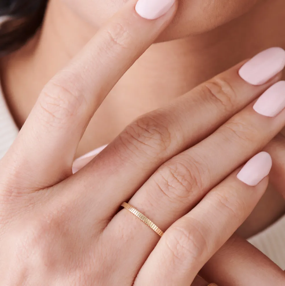 1.5MM Ribbed Ring in 14k Gold